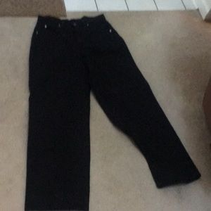 Black Levi jeans W33 L32
